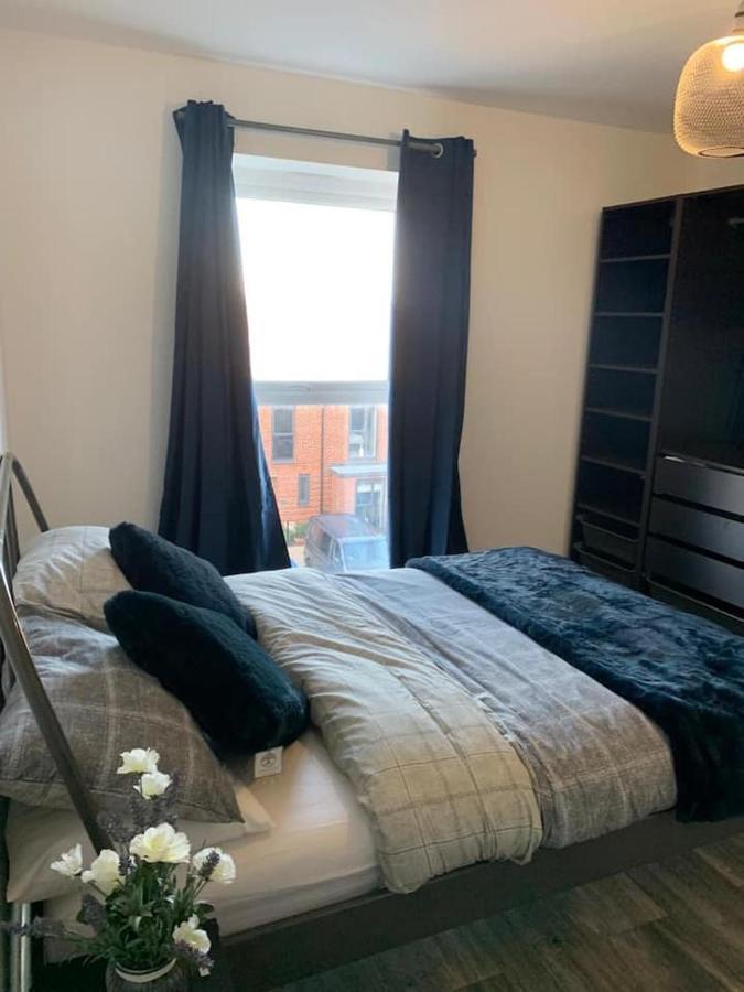 Lovely 1-Bed Serviced Apartment With Free Parking 西瑟罗克 外观 照片